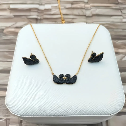Elegant Swan Inspired Jewelry Set – Gold & Black